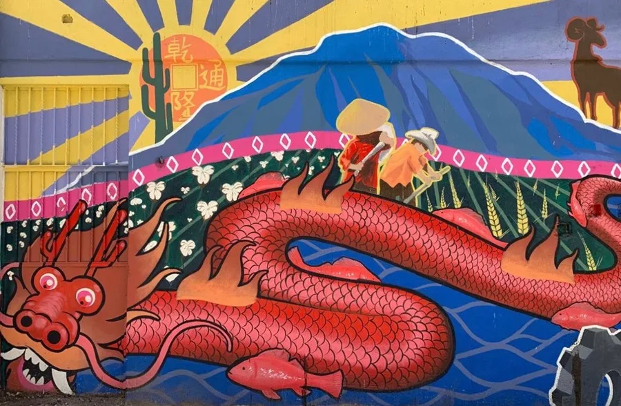 Presentación del libro: Vuelo del dragón en la tierra del sol